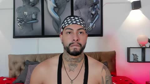 bastian_jones1 online show from January 11, 7:30 pm