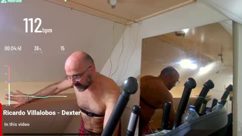 bazzz_8 online show from May 4, 5:53 pm