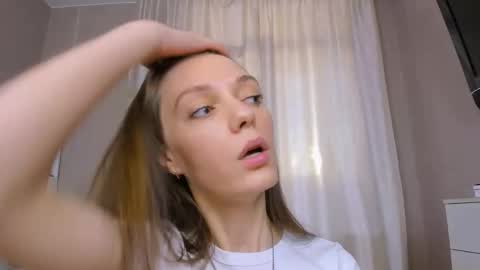 Snapshot of bb_lourels_ chatting on September 12, 3:12 pm Lourel I will be here on and online show from September 12, 3:12 pm