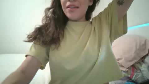 bbbaby03 online show from October 31, 12:00 am