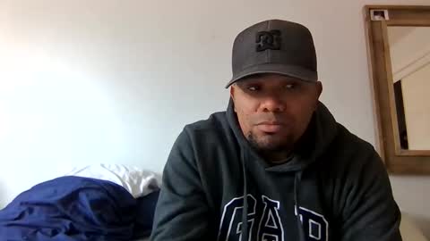 Snapshot of bbc_ake chatting on April 8, 7:03 pm Ake and fer online show from April 8, 7:03 pm