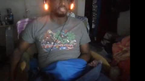 rocker n queen online show from November 18, 1:26 pm