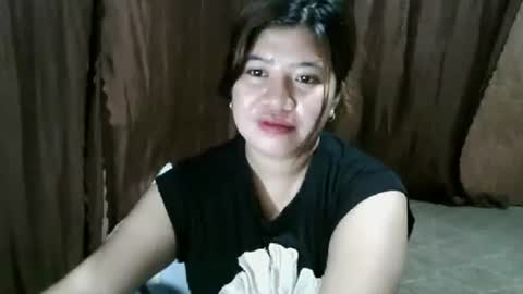 Snapshot of bbflower29 chatting on May 5, 7:11 pm bbflower29 online show from May 5, 7:11 pm
