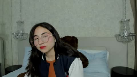 Snapshot of bblilith chatting on May 5, 3:47 am bblilith online show from May 5, 3:47 am