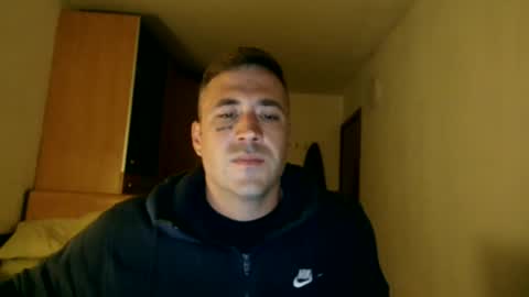 Snapshot of bbnamelezz chatting on October 24, 5:42 pm BB Namelezz online show from October 24, 5:42 pm