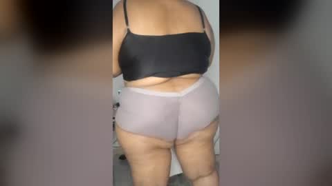 Snapshot of bbw_cindy11 chatting on July 8, 9:19 pm Cindy online show from July 8, 9:19 pm