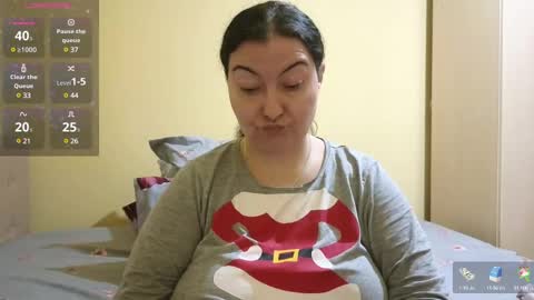 Snapshot of bbw_milf_4u chatting on February 16, 11:05 am Emma online show from February 16, 11:05 am