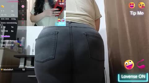 Snapshot of bbw_milf_4u chatting on February 12, 7:47 am Emma online show from February 12, 7:47 am