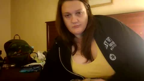 QuEen KeLs online show from February 1, 6:12 am