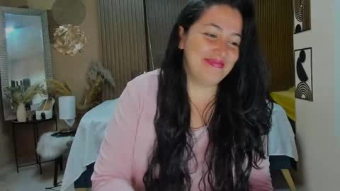 Snapshot of bbwluxurymuse chatting on June 8, 11:54 am bbwluxurymuse online show from June 8, 11:54 am