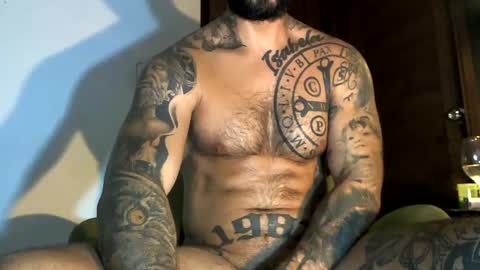 Snapshot of bby044 chatting on December 2, 5:15 pm bby044 online show from December 2, 5:15 pm