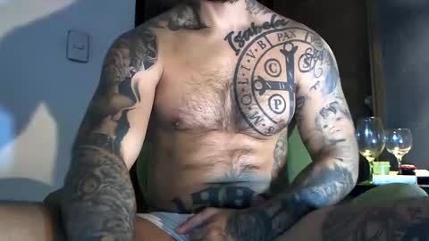 Snapshot of bby044 chatting on December 5, 11:49 am bby044 online show from December 5, 11:49 am