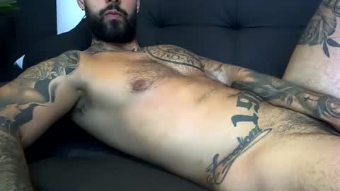 Snapshot of bby044 chatting on December 13, 2:05 pm bby044 online show from December 13, 2:05 pm