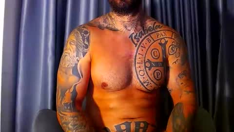 Snapshot of bby044 chatting on November 28, 10:40 am bby044 online show from November 28, 10:40 am