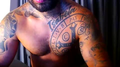 Snapshot of bby044 chatting on December 3, 10:02 am bby044 online show from December 3, 10:02 am