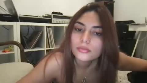bbypiamia online show from October 26, 12:38 am