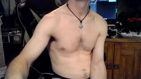 bchillin28 online show from January 17, 5:23 am