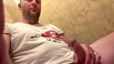 Snapshot of bdrvmark21 chatting on December 14, 9:36 am bdrvmark21 online show from December 14, 9:36 am