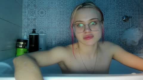 Summer BABY online show from December 25, 10:37 pm