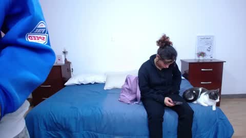 Sara  Juan online show from October 30, 2:13 am