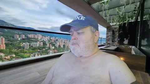 Dookie online show from April 8, 11:27 pm