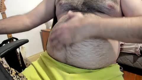 DOM bear online show from April 23, 3:25 pm