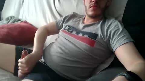 bearchaser97 online show from December 7, 5:31 pm