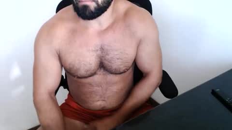 Beard Guy online show from November 19, 5:46 pm