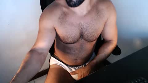 Beard Guy online show from December 20, 1:40 pm