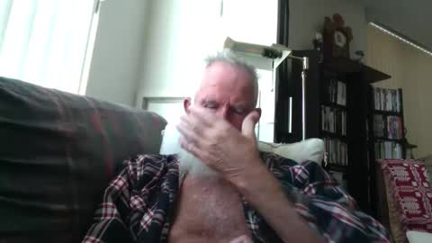 beardbushy online show from September 28, 4:12 pm