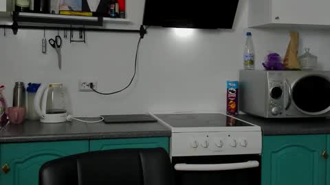 Zeus online show from October 9, 9:02 pm