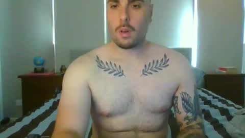 Snapshot of bearded_villain chatting on March 14, 4:51 am bearded_villain online show from March 14, 4:51 am