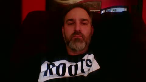 beardedambition online show from October 24, 2:24 pm