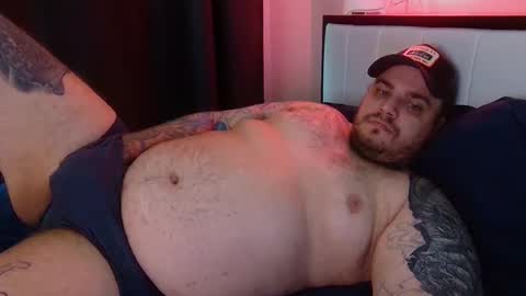 Snapshot of bearway30 chatting on November 16, 6:57 pm Bearway31 online show from November 16, 6:57 pm