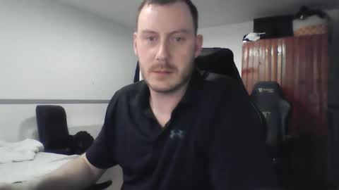 Snapshot of beastyboyxx chatting on April 11, 6:40 am beastyboyxx online show from April 11, 6:40 am