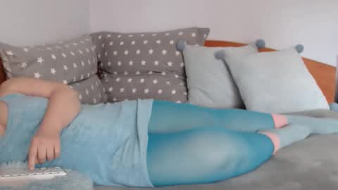 beatrice26 online show from April 13, 12:43 pm