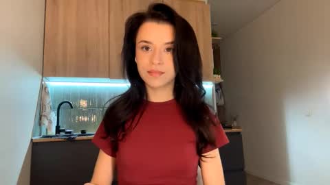 Snapshot of beatriceesmond chatting on November 13, 7:18 am Katie online show from November 13, 7:18 am