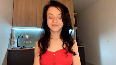 Snapshot of beatriceesmond chatting on November 16, 7:14 am Katie online show from November 16, 7:14 am