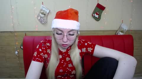 Snapshot of beatriceflyy chatting on December 19, 6:56 am BeatriceFlyy online show from December 19, 6:56 am