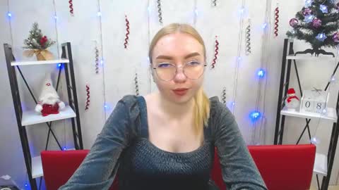 Snapshot of beatriceflyy chatting on January 8, 9:10 am BeatriceFlyy online show from January 8, 9:10 am