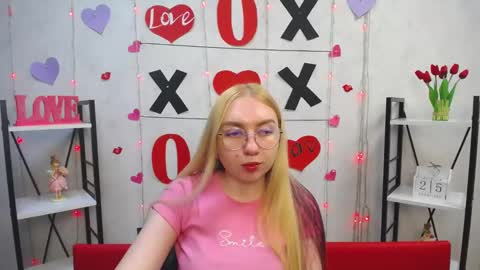 Snapshot of beatriceflyy chatting on February 25, 3:38 pm BeatriceFlyy online show from February 25, 3:38 pm