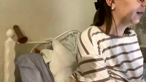 BeatriceTender online show from December 2, 7:53 pm