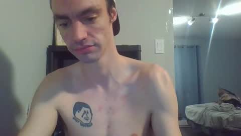 Snapshot of beaulieu2027 chatting on December 14, 9:47 am beaulieu2027 online show from December 14, 9:47 am