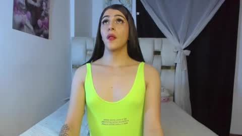 Snapshot of beautiful_doll888 chatting on March 8, 2:04 am Valeria online show from March 8, 2:04 am