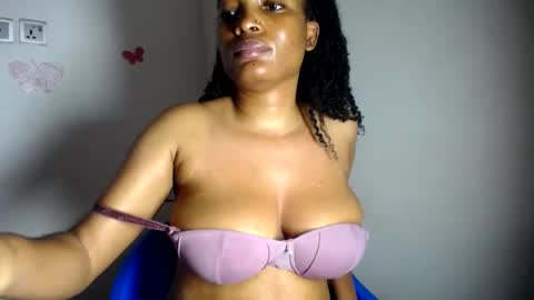 Snapshot of beautiful_moanna chatting on July 16, 8:09 am moanna online show from July 16, 8:09 am