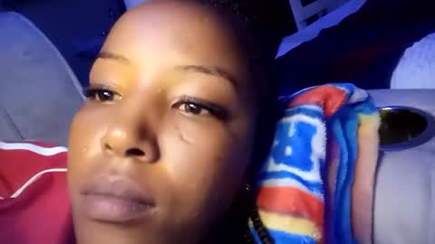 Gia online show from April 11, 7:18 pm