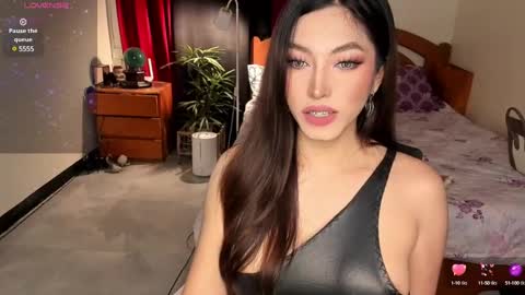 Queen Angela online show from December 27, 7:46 pm