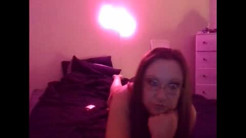 Snapshot of beautifulxxdisaster22 chatting on September 26, 4:05 am kalysta online show from September 26, 4:05 am
