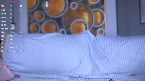 Polly  online show from September 21, 6:26 am