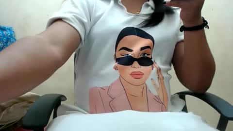 Snapshot of beautybuzz chatting on March 18, 6:22 pm beautybuzz online show from March 18, 6:22 pm